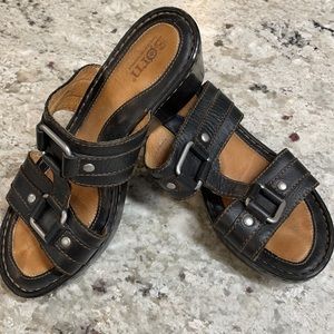Women’s Sandals. Black. 6.5